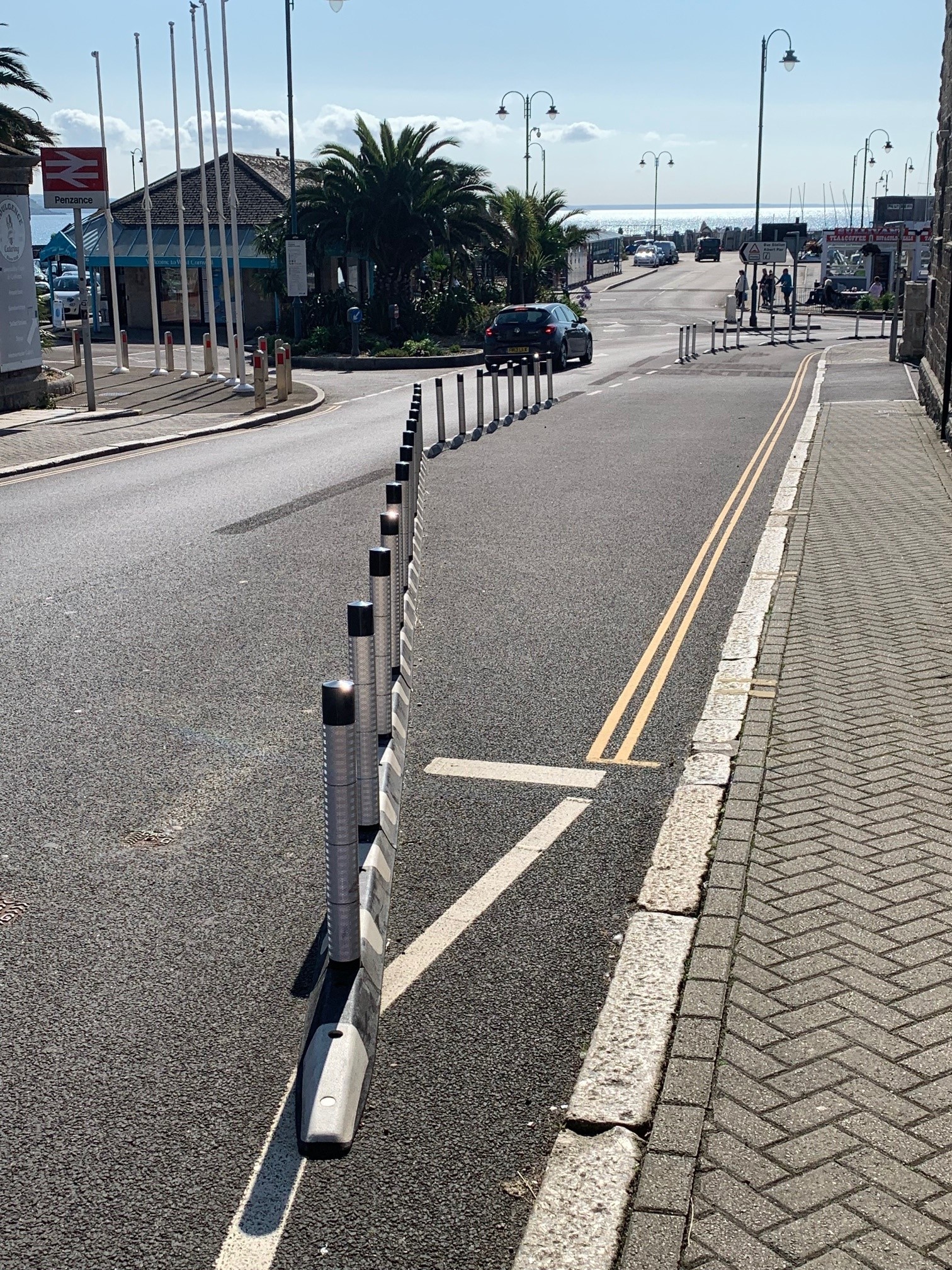 Greenwich_WandOrca_Jislon_Pole_Cone_Cycle_Lane_Products_Rediweld_Traffic_4