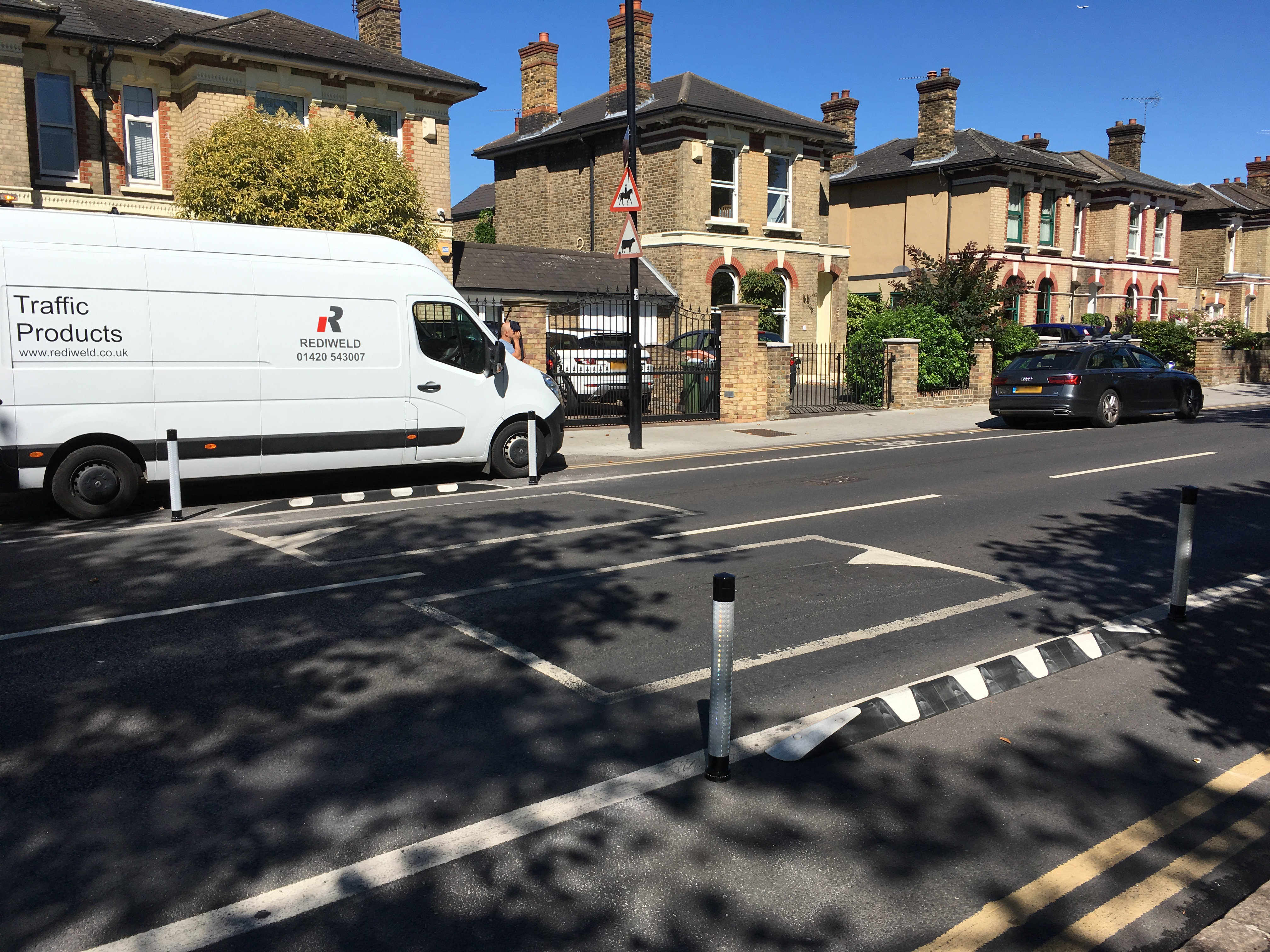 Kerb_Orca_Jislon_Pole_Cones_Rediweld_Traffic_4